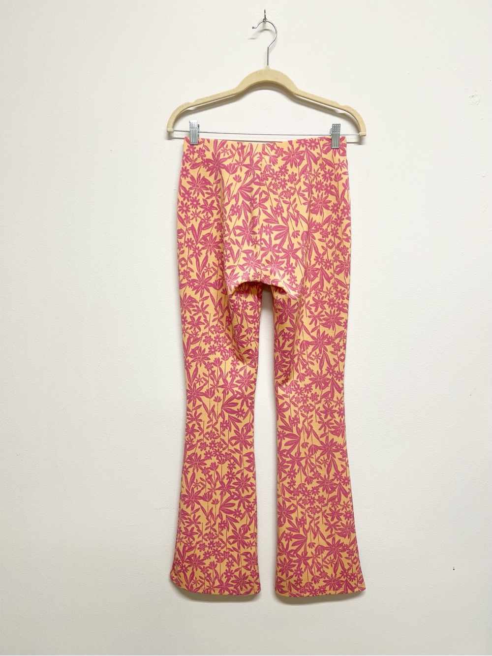 Zara Womens Orange and Pink Floral Retro Print Flared Jacquard Knit Leggings - Picture 3 of 8